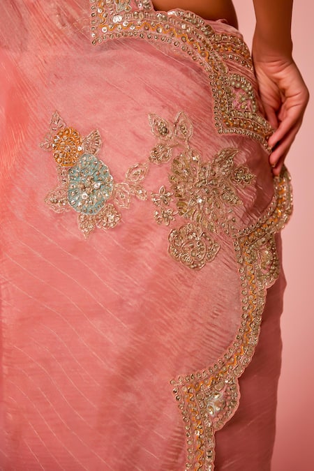 Juhi Shekhawat_Pink Crepe, Tissue Sequins, Zari V-neck Floral Zardozi Embroidered Saree Set _at_Aza_Fashions