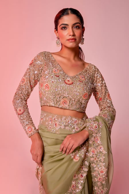 Juhi Shekhawat_Green Silk Organza Sequins, Zari, Embroidery V-neck Floral Scallop Border Saree _Online_at_Aza_Fashions