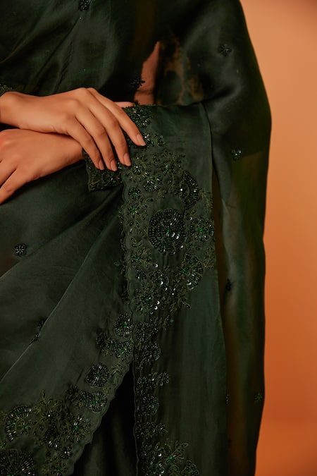 Juhi Shekhawat_Green Silk Organza Sequins, Beads, Cut Work Scallop Floral Embroidered Saree Set _at_Aza_Fashions