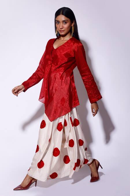 Buy_Kritika Murarka_Red Silk Cut Work V-neck Floral Embroidered Top _Online_at_Aza_Fashions