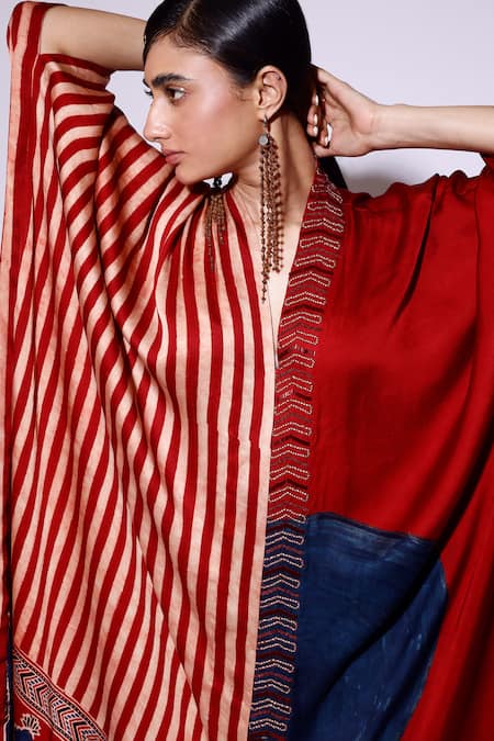 Kritika Murarka_Red Satin V-neck Stripe And Circle Print Cape Dress _at_Aza_Fashions