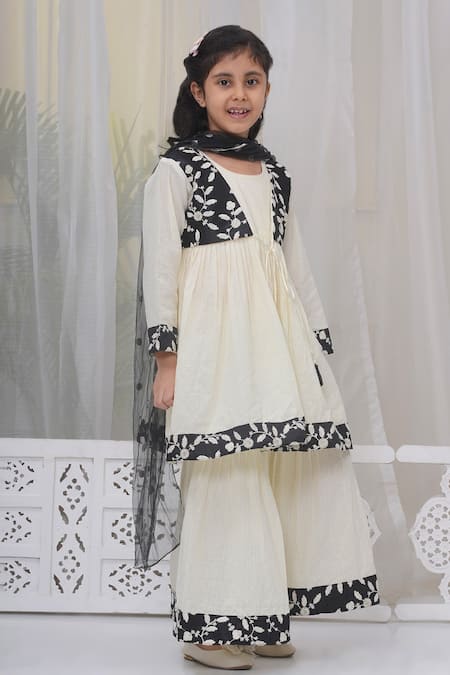 Little Bansi_Cream Cotton Embroidery Floral Kurta Sharara Set_Online_at_Aza_Fashions