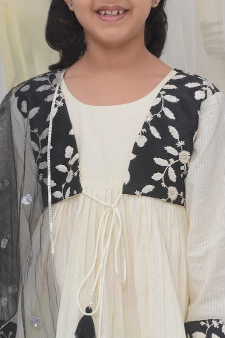 Little Bansi_Cream Cotton Embroidery Floral Kurta Sharara Set_at_Aza_Fashions
