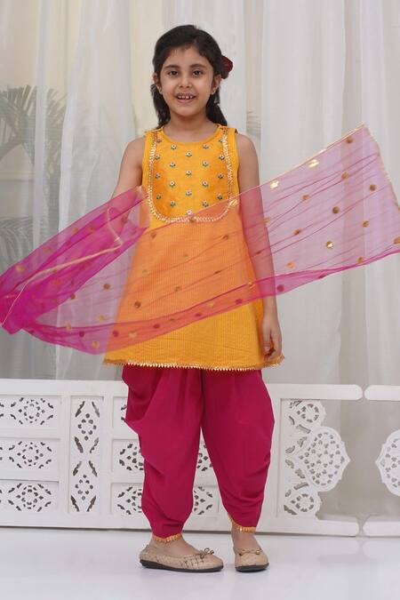 Buy Little Bansi Yellow Cotton Sequins, Embroidery Floral Kurta Set Online at Aza Fashions Buy_Little Bansi_Yellow Cotton Sequins, Embroidery Floral Kurta Set _Online_at_Aza_Fashions