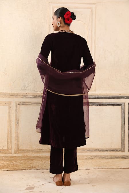 Trendy Tokari Sequin Embroidered Velvet Kurta Set 