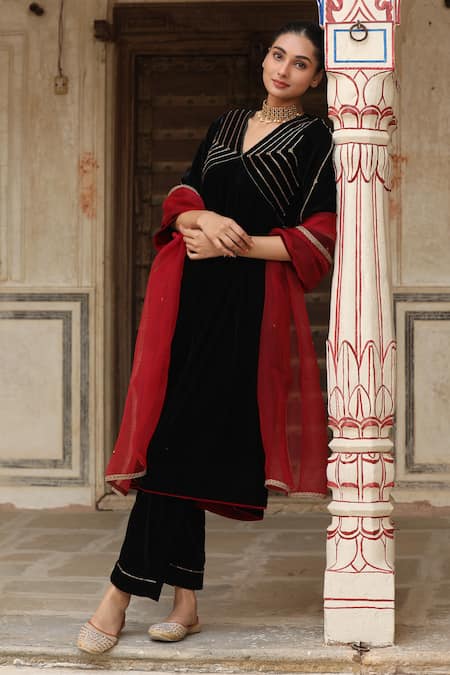 Shop_Trendy Tokari_Black Velvet Cut Work, Embroidery, Sequins V-neck A-line Kurta Set 