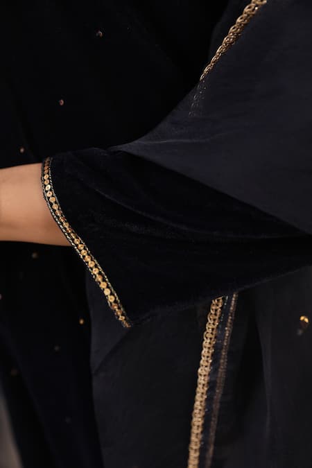 Shop_Trendy Tokari_Blue Velvet, Chiffon Sequins V-neck Navy Embroidered Kurta Set _Online_at_Aza_Fashions