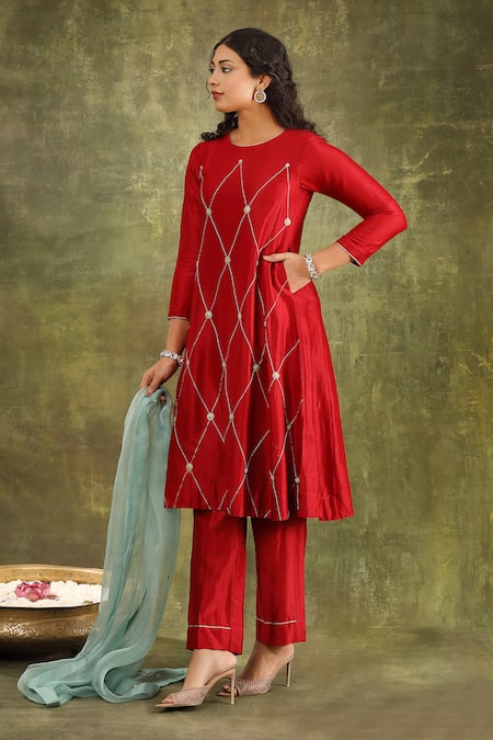 Trendy Tokari Red Silk, Chanderi, Organza Zari, Embroidery Round Neck And Ginni Hand Kurta Set at Aza Fashions Trendy Tokari_Red Silk, Chanderi, Organza Zari, Embroidery Round Neck And Ginni Hand Kurta Set _at_Aza_Fashions