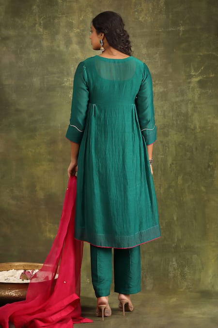Shop Trendy Tokari Green Silk, Organza Beads, Embroidery V-neck Hand A-line Kurta Set at Aza Fashions Shop_Trendy Tokari_Green Silk, Organza Beads, Embroidery V-neck Hand A-line Kurta Set _at_Aza_Fashions