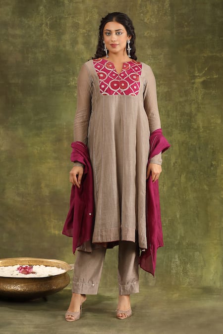 Shop Trendy Tokari Gray Silk, Chanderi Brooches Split V-neck Brocade Patch Anarkali Set Online at Aza Fashions Shop_Trendy Tokari_Gray Silk, Chanderi Brooches Split V-neck Brocade Patch Anarkali Set _Online_at_Aza_Fashions
