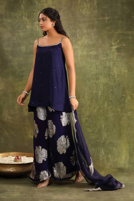 Buy_Trendy Tokari_Blue Silk, Organza, Chanderi Embroidery, Sequins Scoop Abstract Hand Kurta Set _Online_at_Aza_Fashions