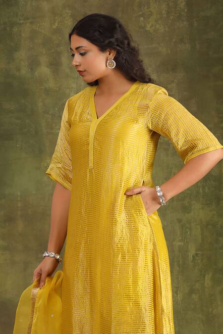 Buy Trendy Tokari Ivory Silk, Organza Embroidery, Lace V-neck Stripe Pattern A-line Kurta Set Buy_Trendy Tokari_Ivory Silk, Organza Embroidery, Lace V-neck Stripe Pattern A-line Kurta Set