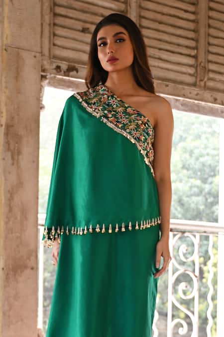 Usha Bagri Morbagh Border Embroidered One Shoulder Set 