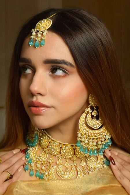 Amaara Jewels Green Zari Hanging Jade Stone Necklace Set Online at Aza Fashions Amaara Jewels_Green Zari Hanging Jade Stone Necklace Set _Online_at_Aza_Fashions