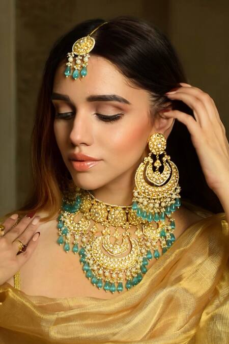 Buy Amaara Jewels Green Zari Hanging Jade Stone Necklace Set Online at Aza Fashions Buy_Amaara Jewels_Green Zari Hanging Jade Stone Necklace Set _Online_at_Aza_Fashions