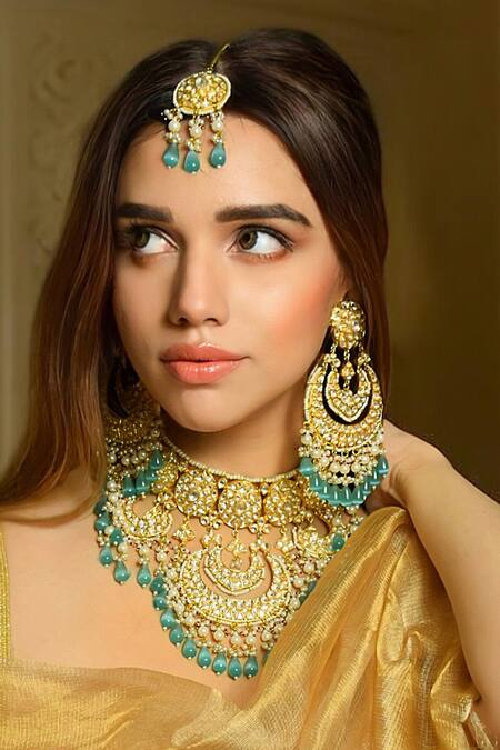 Shop Amaara Jewels Green Zari Hanging Jade Stone Necklace Set Online at Aza Fashions Shop_Amaara Jewels_Green Zari Hanging Jade Stone Necklace Set _Online_at_Aza_Fashions