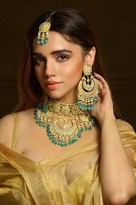 Amaara Jewels Green Zari Hanging Jade Stone Necklace Set at Aza Fashions Amaara Jewels_Green Zari Hanging Jade Stone Necklace Set _at_Aza_Fashions