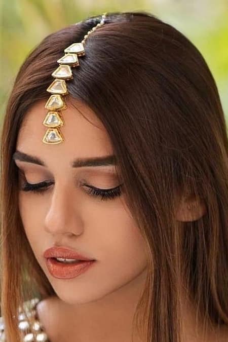 Amaara Jewels Gold Plated Polki Embellished Maangtikka Online at Aza Fashions Amaara Jewels_Gold Plated Polki Embellished Maangtikka _Online_at_Aza_Fashions