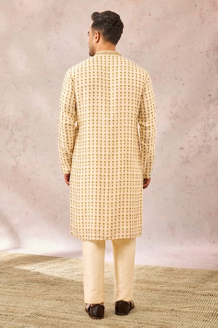 Shop_Masaba_Ivory Viscose, Silk Zari, Sequins Neera Tropical Printed Kurta _at_Aza_Fashions