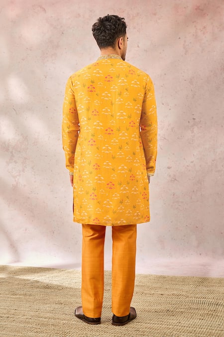 Shop_Masaba_Yellow Viscose, Silk Zari, Sequins Mustard Phoolwari Printed Kurta _at_Aza_Fashions