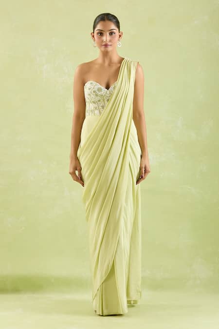 Buy Samyukta Singhania Green Crepe Beads, Embroidery Sweetheart Neck Floral Saree Gown Buy_Samyukta Singhania_Green Crepe Beads, Embroidery Sweetheart Neck Floral Saree Gown