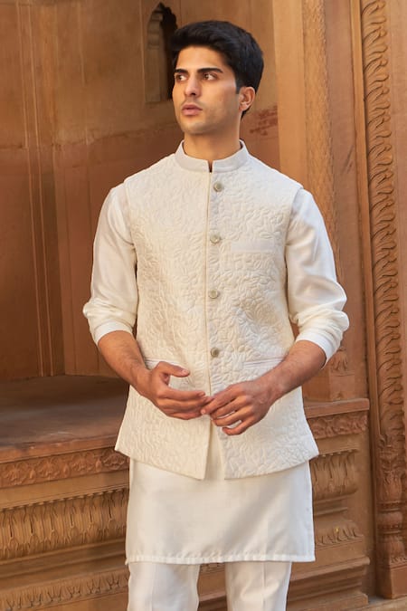 Nidhika Shekhar Ivory Silk, Cotton Floral Quilted Bundi Online at Aza Fashions Nidhika Shekhar_Ivory Silk, Cotton Floral Quilted Bundi _Online_at_Aza_Fashions