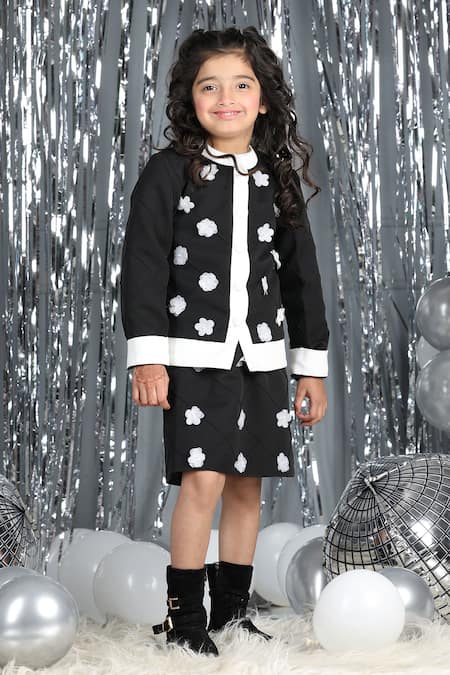 Buy_The Little Celebs_Black Crepe Applique Floral Top And Skirt Set 