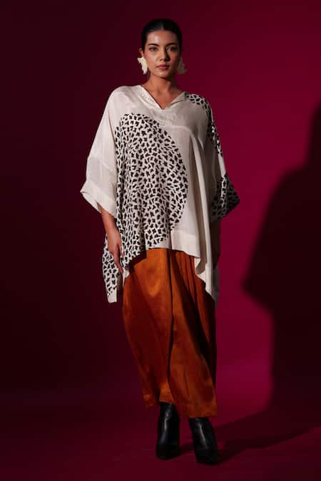 Stoique_White Silk Open Neck Abstract Handblock Print Asymmetric Top _Online_at_Aza_Fashions