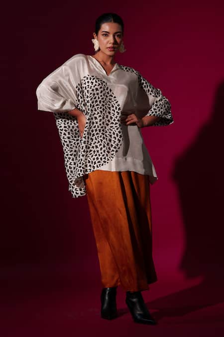 Buy_Stoique_White Silk Open Neck Abstract Handblock Print Asymmetric Top 