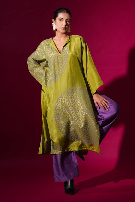 Stoique_Green Silk Open Neck Leaf Abstract Handblock Print Tunic _at_Aza_Fashions