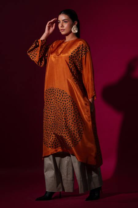Stoique_Orange Silk Embroidery Round Neck Rust Abstract Handblock Print Tunic _Online_at_Aza_Fashions