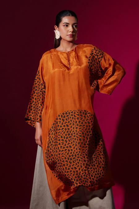 Stoique Orange Silk Embroidery Round Neck Rust Abstract Handblock Print Tunic at Aza Fashions Stoique_Orange Silk Embroidery Round Neck Rust Abstract Handblock Print Tunic _at_Aza_Fashions
