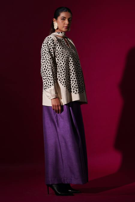Stoique_Purple Muslin Front Pleated Flared Trouser _Online_at_Aza_Fashions