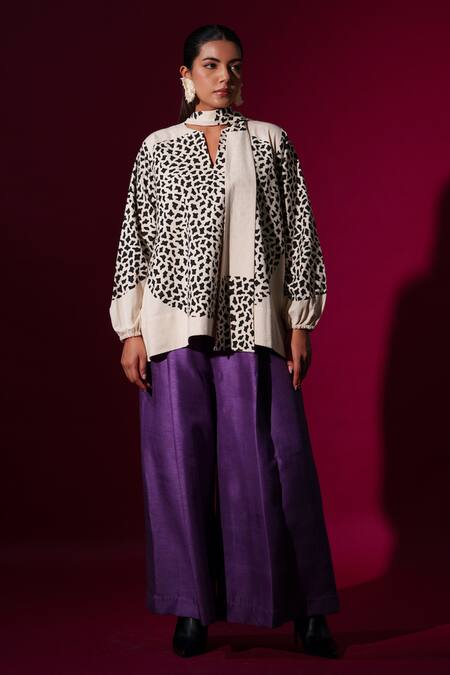 Buy_Stoique_Purple Muslin Front Pleated Flared Trouser _Online_at_Aza_Fashions