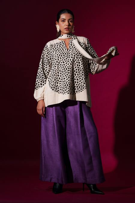 Shop_Stoique_Purple Muslin Front Pleated Flared Trouser _Online_at_Aza_Fashions