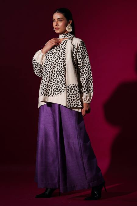 Stoique_Purple Muslin Front Pleated Flared Trouser _at_Aza_Fashions