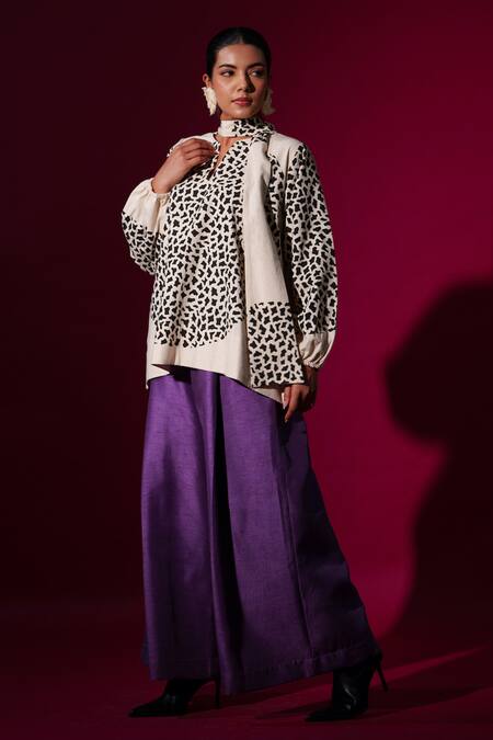 Buy_Stoique_Purple Muslin Front Pleated Flared Trouser 