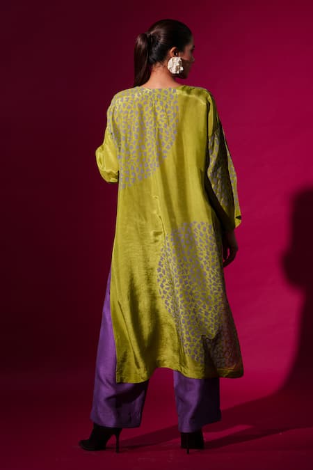 Shop_Stoique_Purple Muslin Solid Straight Trouser _at_Aza_Fashions