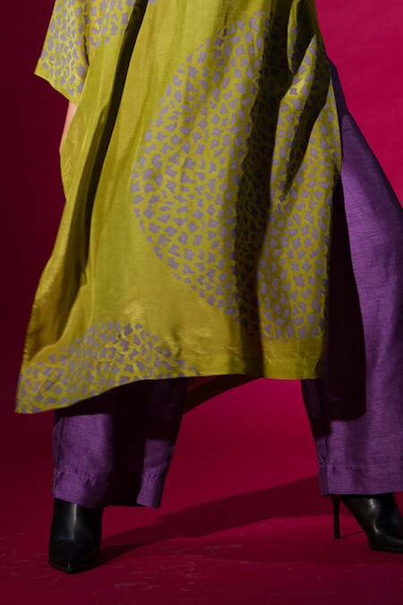 Buy Stoique Purple Muslin Solid Straight Trouser Online at Aza Fashions Buy_Stoique_Purple Muslin Solid Straight Trouser _Online_at_Aza_Fashions