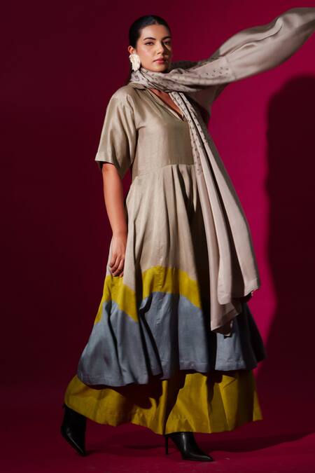 Stoique_Gray Embroidery Grey Bandhani Block Print Scarf _Online_at_Aza_Fashions
