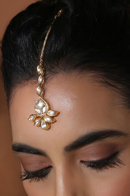 Shop_Swabhimann_Gold Plated Kundan Embellished Maangtikka _Online_at_Aza_Fashions