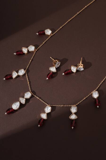 Swabhimann_Red Zari Polki Embellished Stone Necklace Set _Online_at_Aza_Fashions