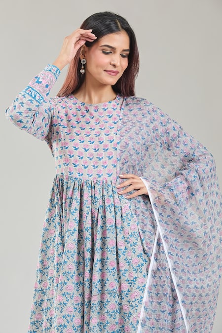 Buy Naintara Bajaj Blue Cotton, Chiffon Embroidery Round Neck Phool Handblock Print Anarkali Set Buy_Naintara Bajaj_Blue Cotton, Chiffon Embroidery Round Neck Phool Handblock Print Anarkali Set