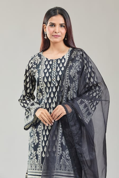 Samyukta Singhania_Black Cotton, Chiffon Embroidery Round Neck Gullista Handblock Print Kurta Set _at_Aza_Fashions