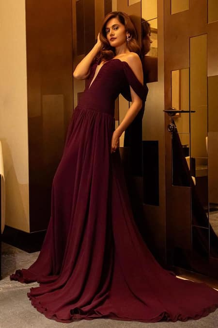 Shop Gauri & Nainika Purple Chiffon V-neck Off Shoulder Fluted Gown at Aza Fashions Shop_Gauri & Nainika_Purple Chiffon V-neck Off Shoulder Fluted Gown _at_Aza_Fashions