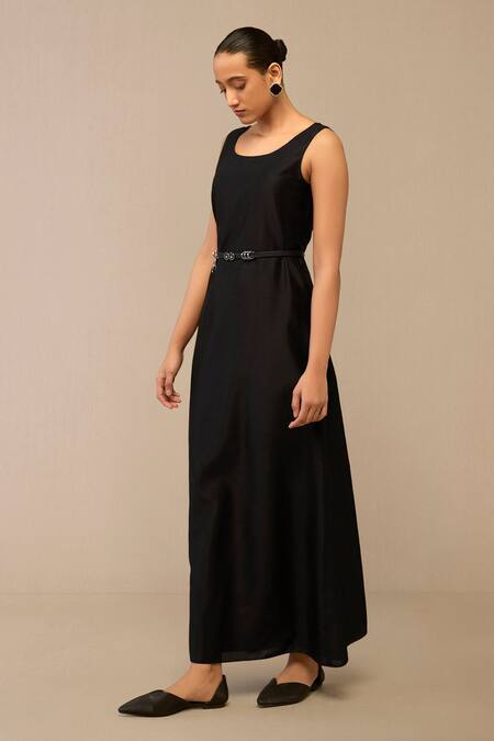 Ampm Black Chanderi Embroidery Round Neck Color Block Quilted Jacket And Dress Set at Aza Fashions Ampm_Black Chanderi Embroidery Round Neck Color Block Quilted Jacket And Dress Set_at_Aza_Fashions