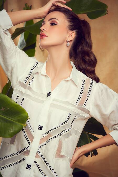 Buy Shagun Nagi The Label Off White Organza, Silk Embroidery, Applique Geometric Shirt And Pant Set Online at Aza Fashions Buy_Shagun Nagi The Label_Off White Organza, Silk Embroidery, Applique Geometric Shirt And Pant Set _Online_at_Aza_Fashions