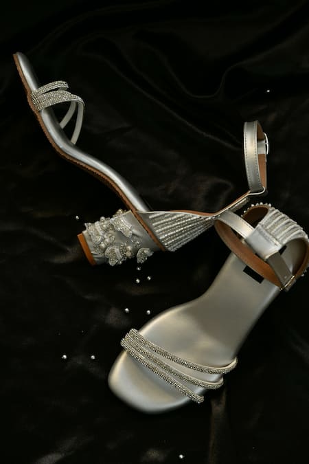House Of Dhwni Singhvi Silver 3D Petal Embellished Heels 