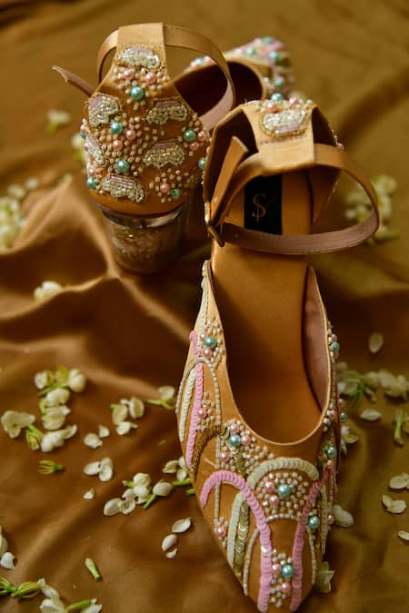 House Of Dhwni Singhvi Gold Cutdana Embellished Heel Mules 