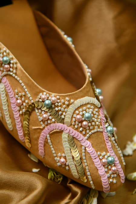 Buy_House Of Dhwni Singhvi_Gold Cut Work, Pearls, Sequins Cutdana Embellished Heel Mules _Online_at_Aza_Fashions